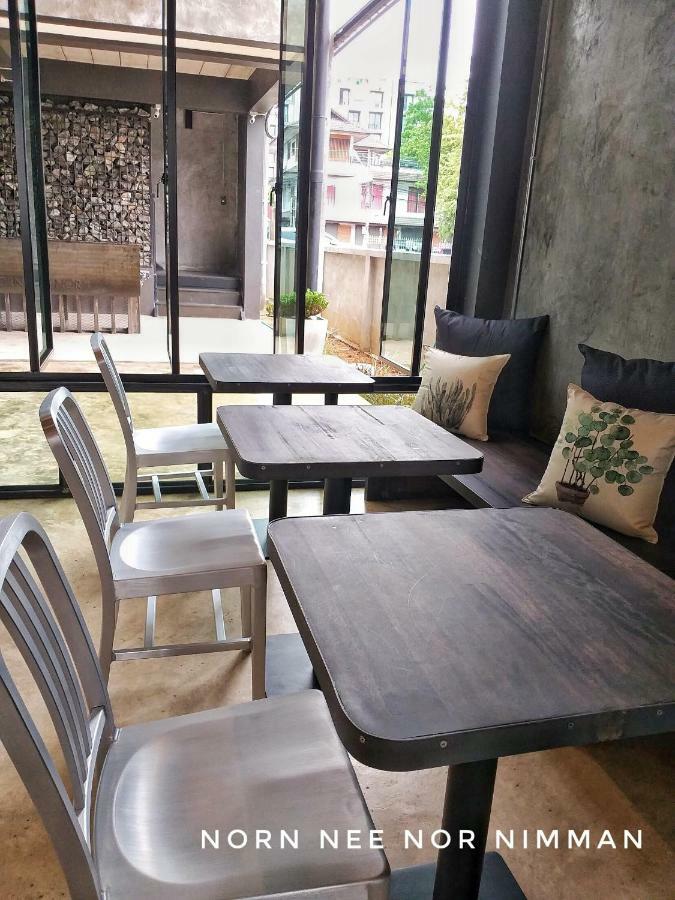A Pousada Norn Nee Nor Chiang Mai Exterior foto